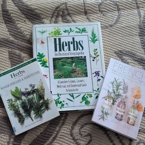 Herbs Illustrated Encyclopedia and Book Set